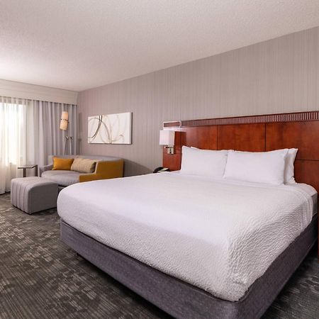 Courtyard By Marriott Newark-University Of Delaware מראה חיצוני תמונה