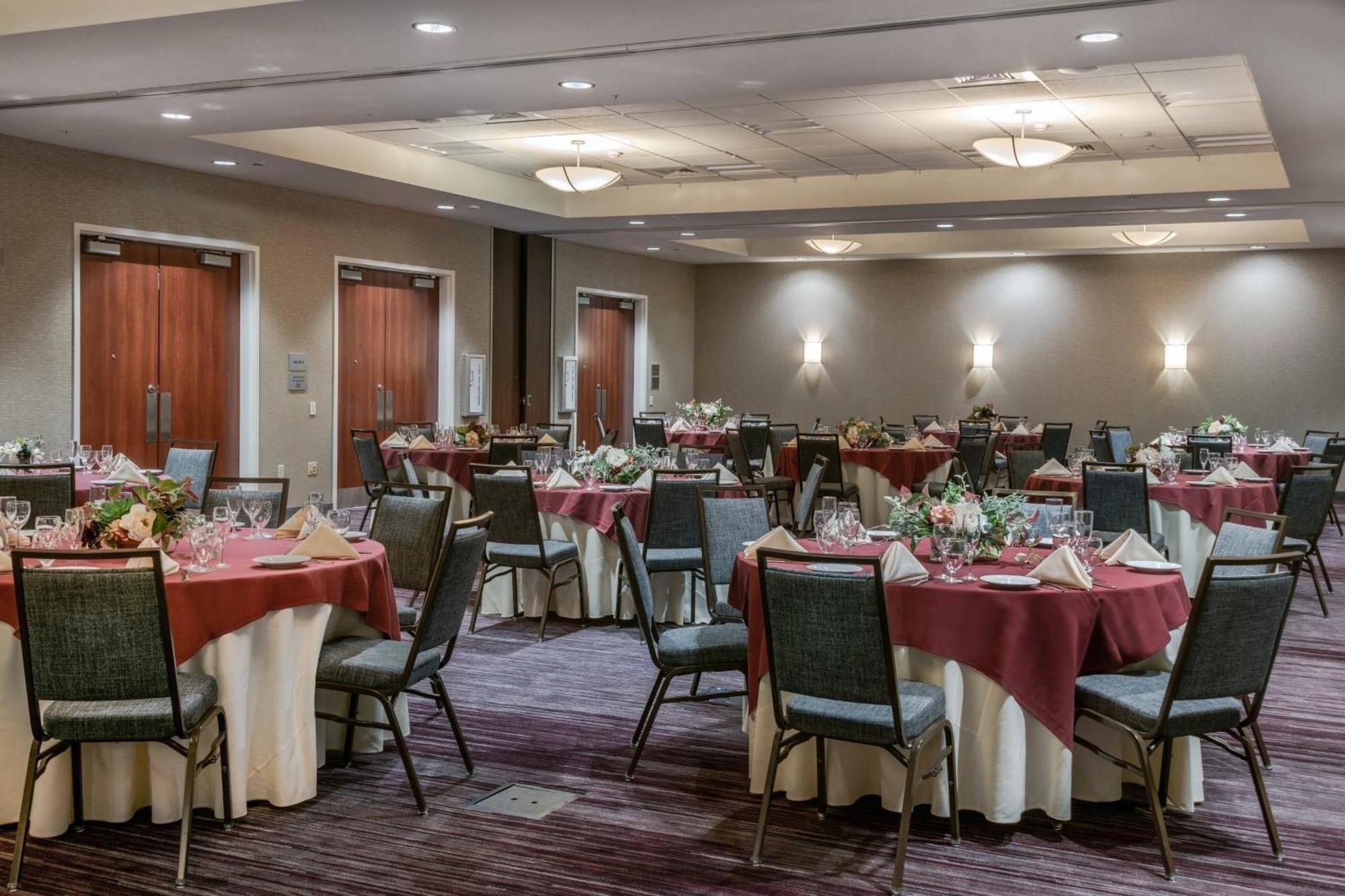 Courtyard By Marriott Newark-University Of Delaware מראה חיצוני תמונה