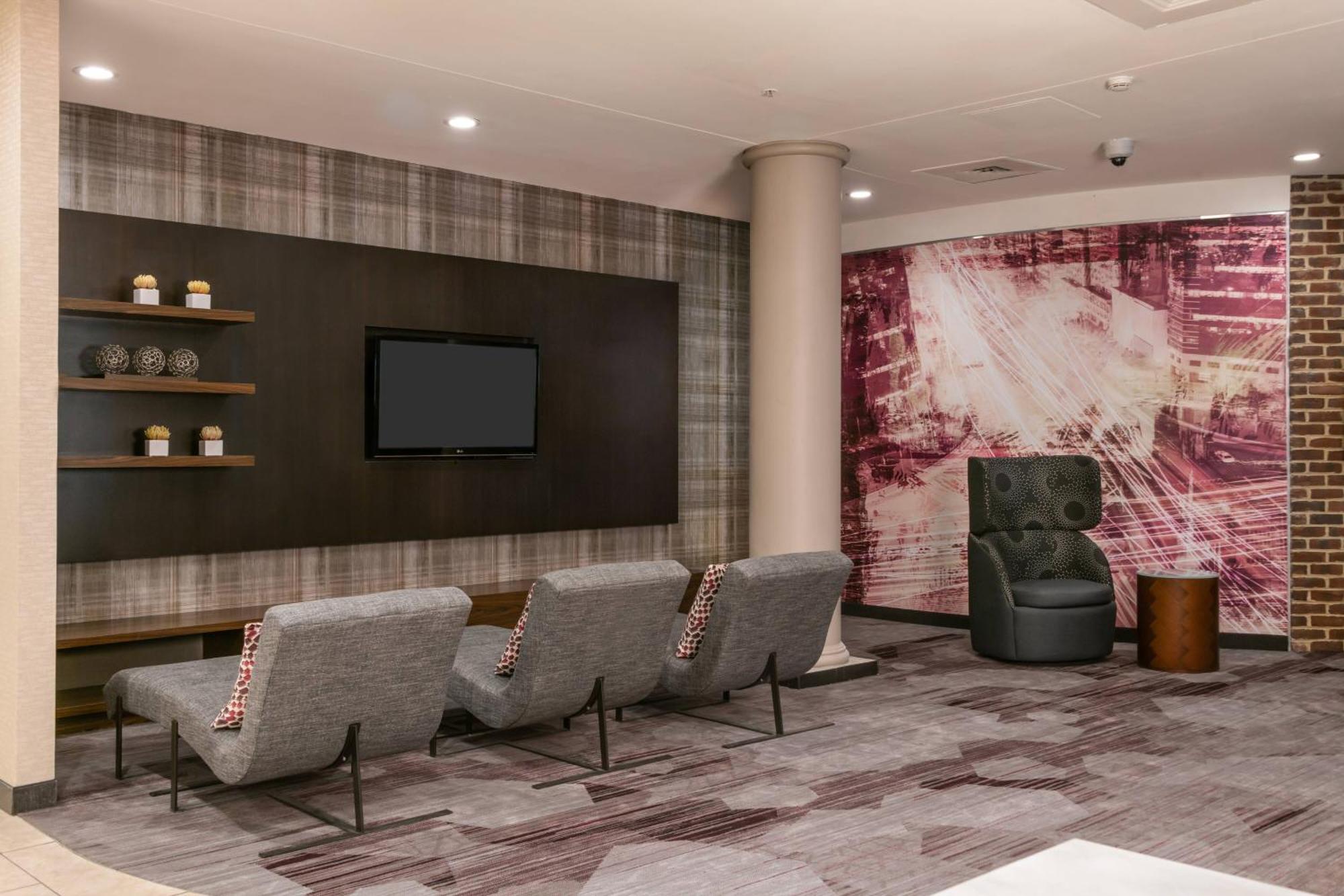 Courtyard By Marriott Newark-University Of Delaware מראה חיצוני תמונה