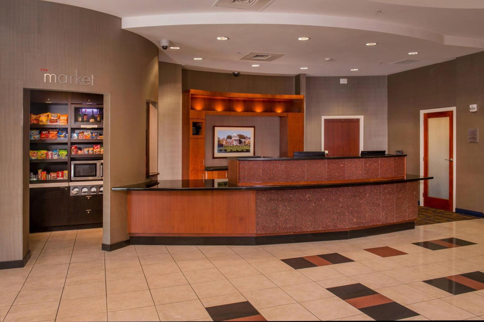 Courtyard By Marriott Newark-University Of Delaware מראה חיצוני תמונה