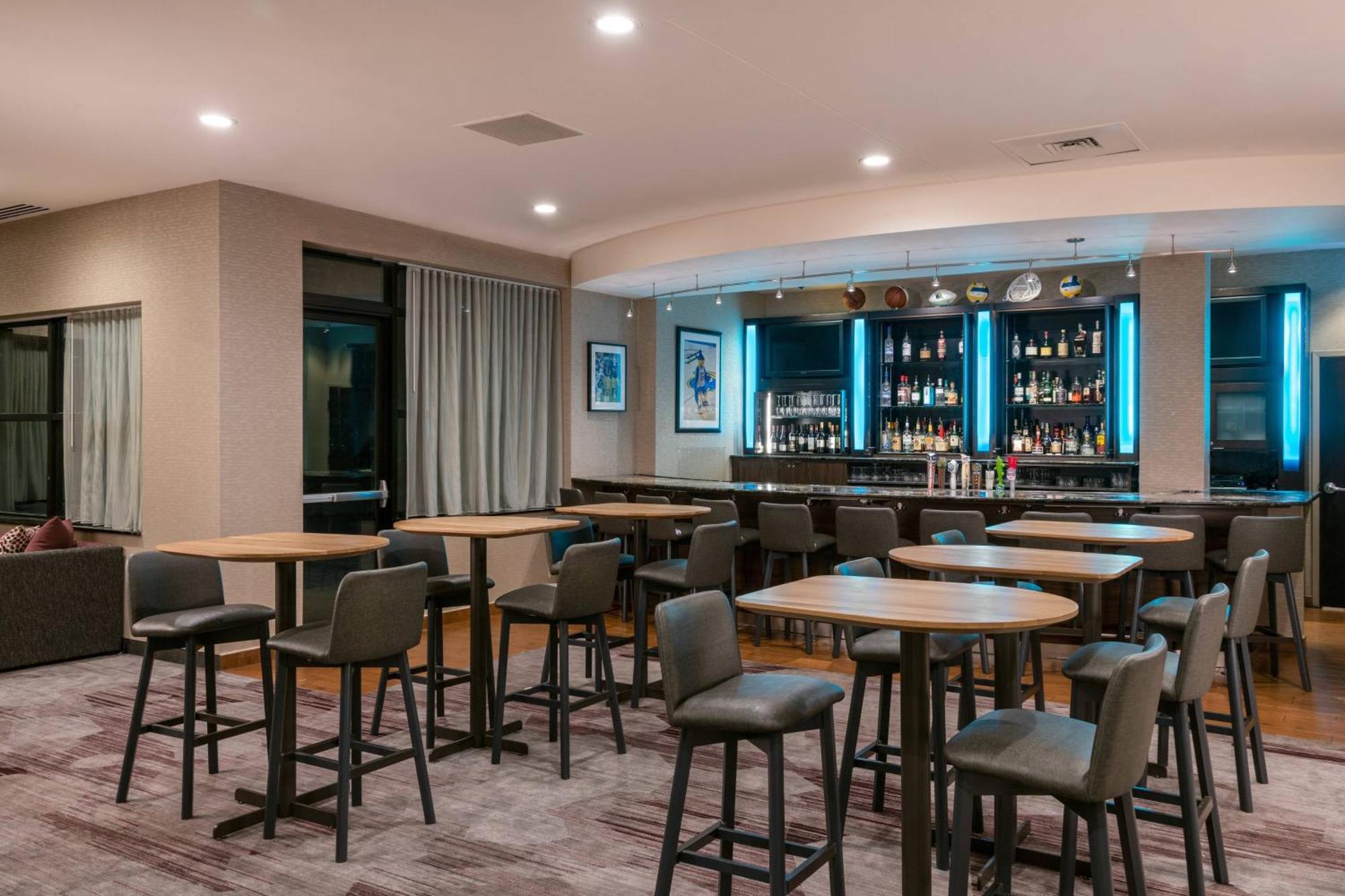 Courtyard By Marriott Newark-University Of Delaware מראה חיצוני תמונה