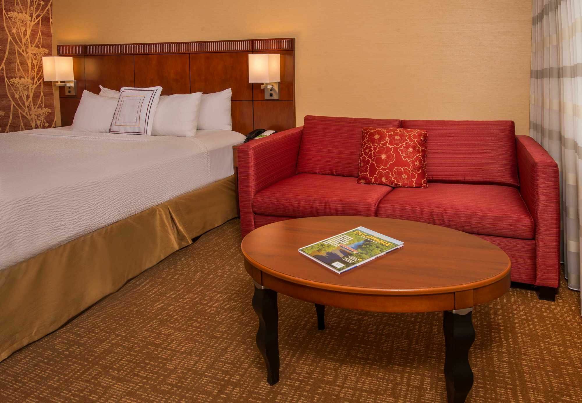 Courtyard By Marriott Newark-University Of Delaware מראה חיצוני תמונה